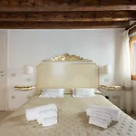 Suite Santacroce